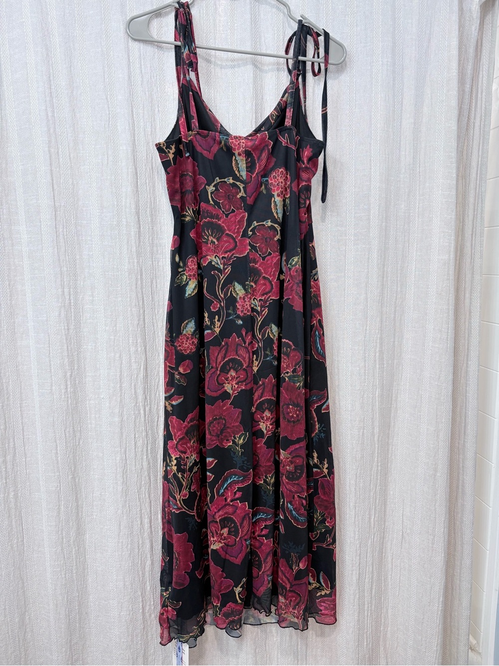 Cider Black Midi Dress with Red Floral Print - Picture 4 of 5